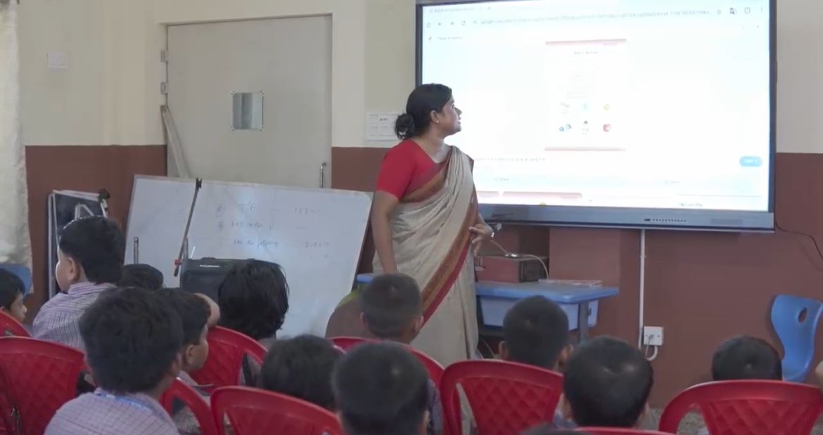 WhatsApp Image 2025 10 29 at 00.42.13